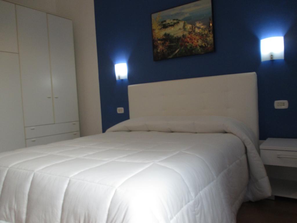 Palinuro Casa Vacanze "Donna Antonia" Екстер'єр фото